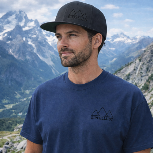Classic Snapback Cap – Gesticktes Mountain Logo – Outdoor & Streetwear