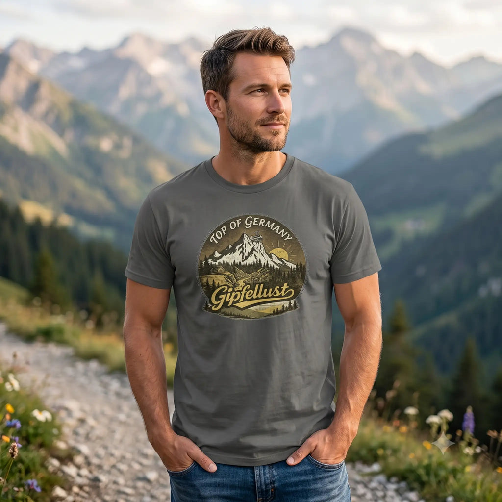 Gipfellust Zugspitze Retro T-Shirt | Top of Germany Vintage Wander Tee